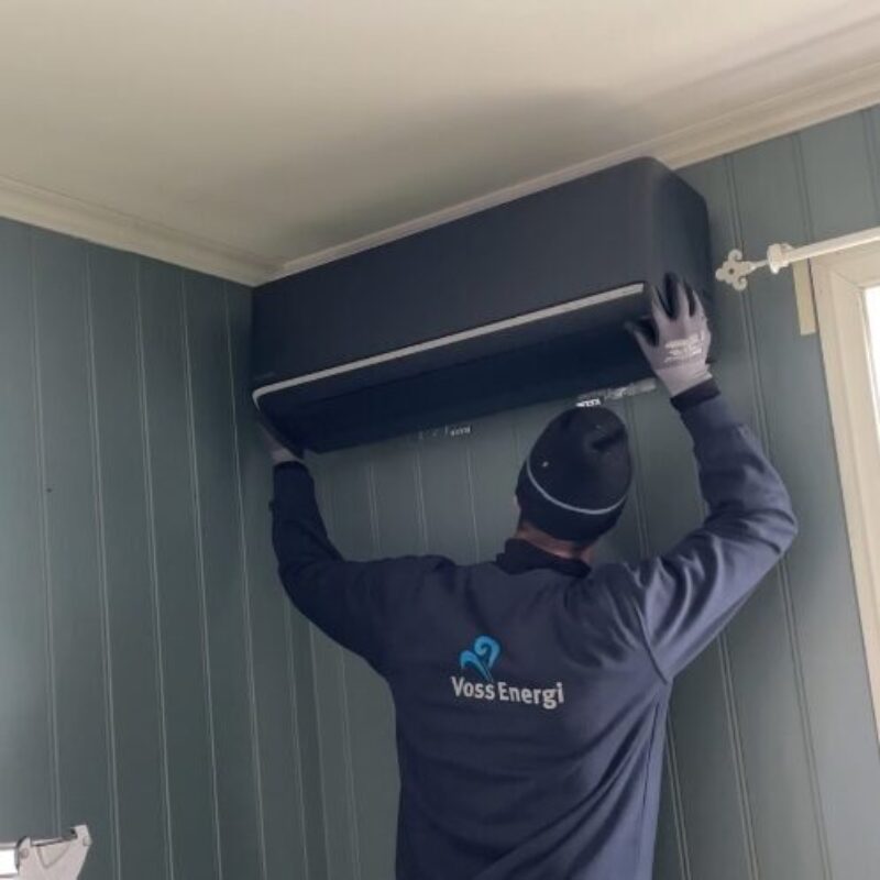 Installering av varmepumpe.